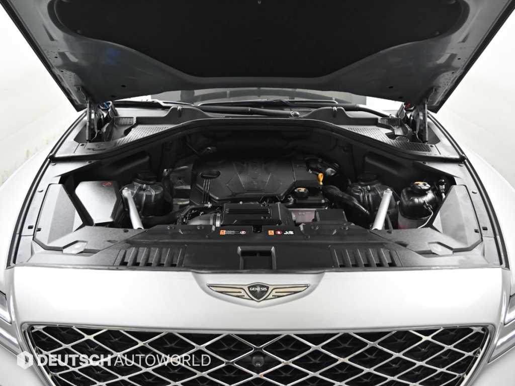 Genesis GV80 — photo 06