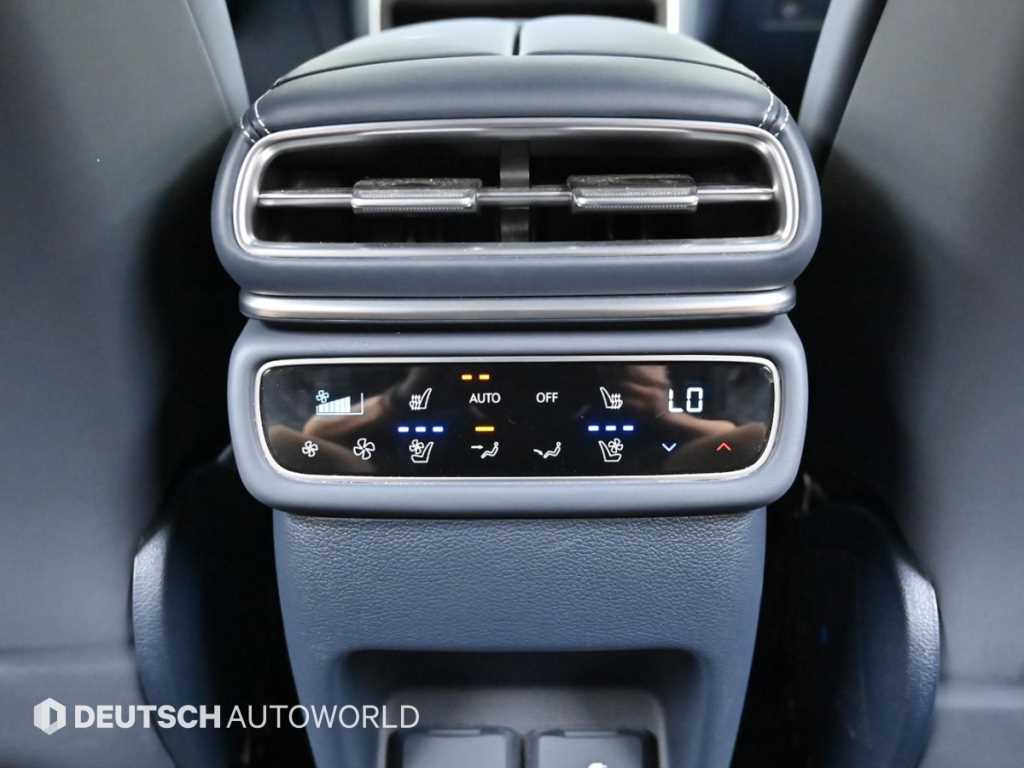 Genesis GV80 — photo 16