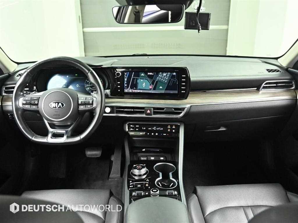 Kia K5 — photo 07