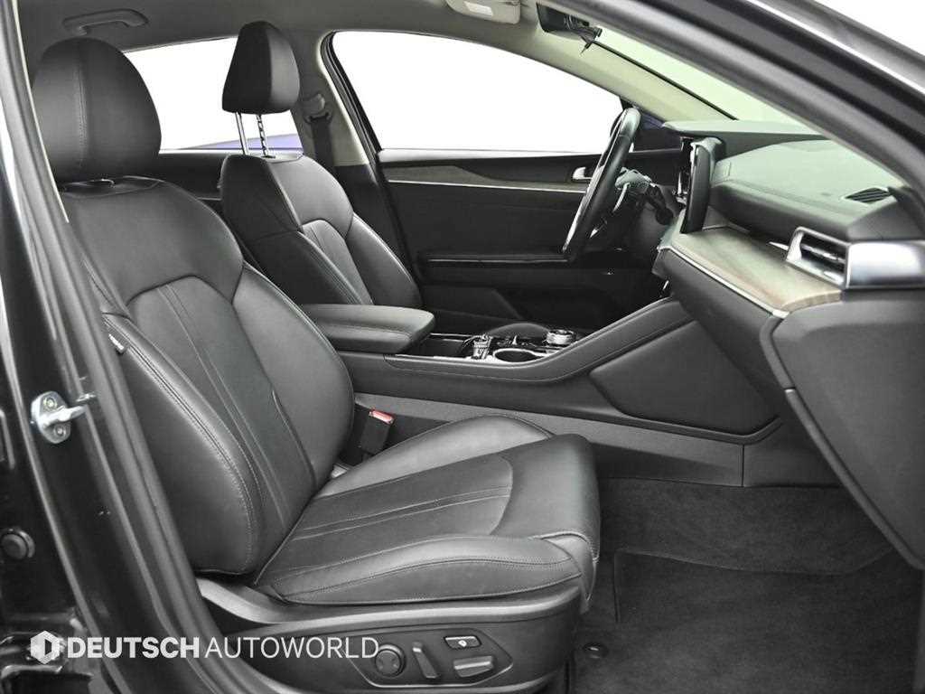 Kia K5 — photo 10