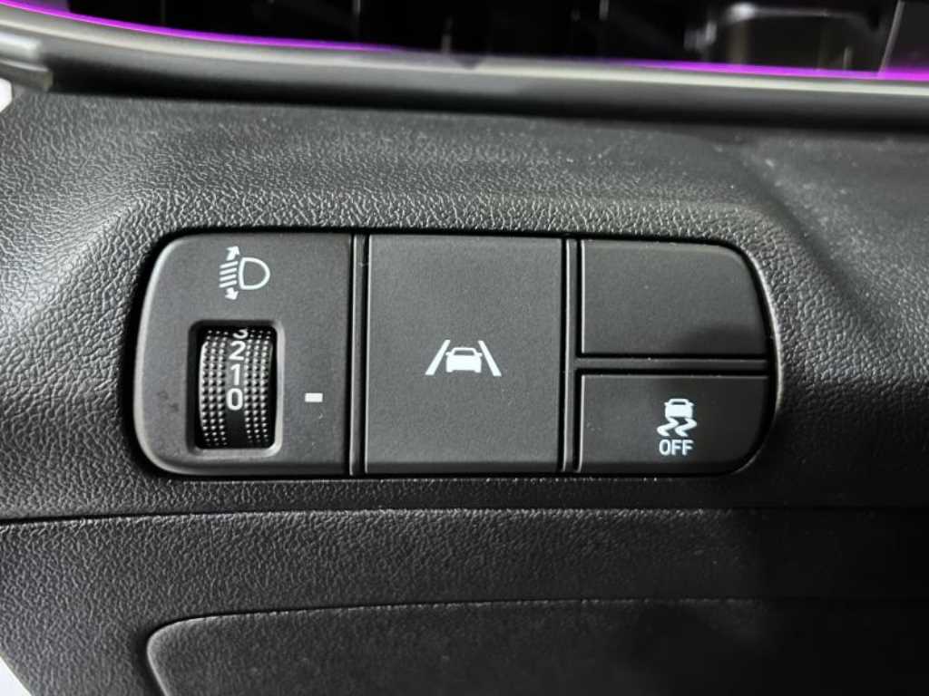 Hyundai Avante — photo 10