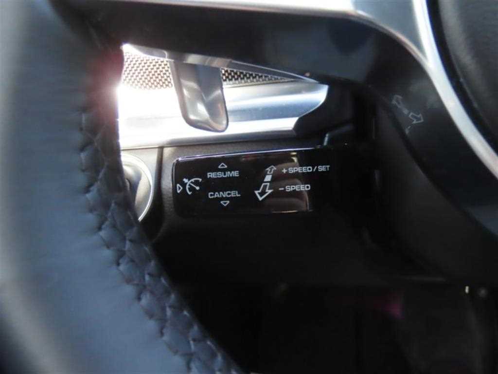 Porsche Panamera — photo 10