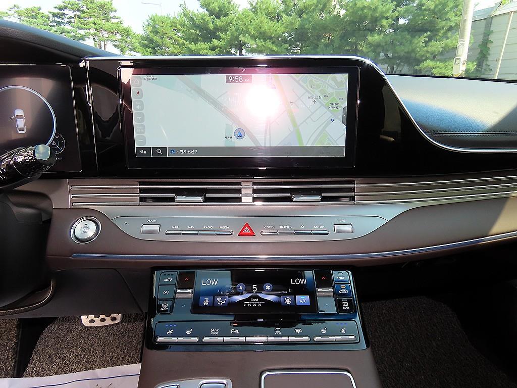Hyundai Grandeur — photo 14