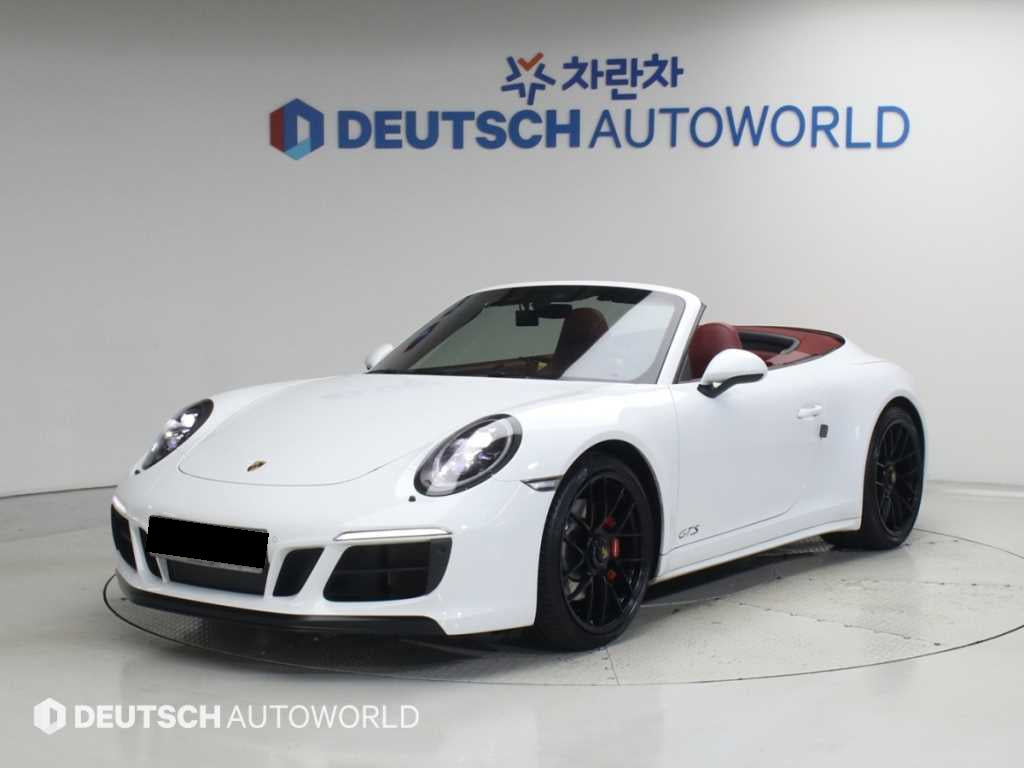 Porsche 911 — photo 01