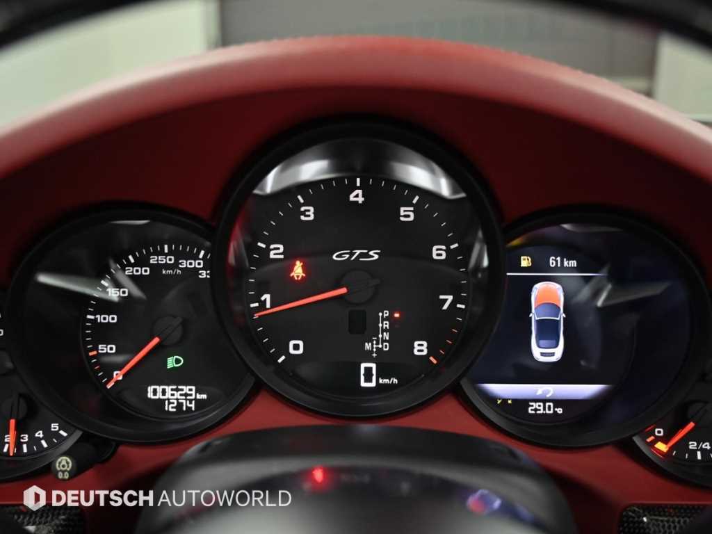 Porsche 911 — photo 08