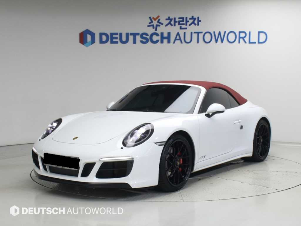 Porsche 911 — photo 20