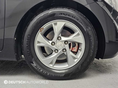 Hyundai Avante — photo 06