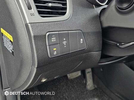Hyundai Avante — photo 13