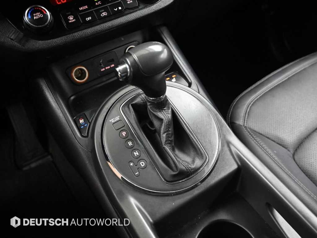 Kia Sportage — photo 09
