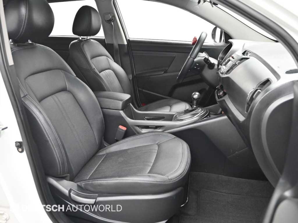Kia Sportage — photo 10