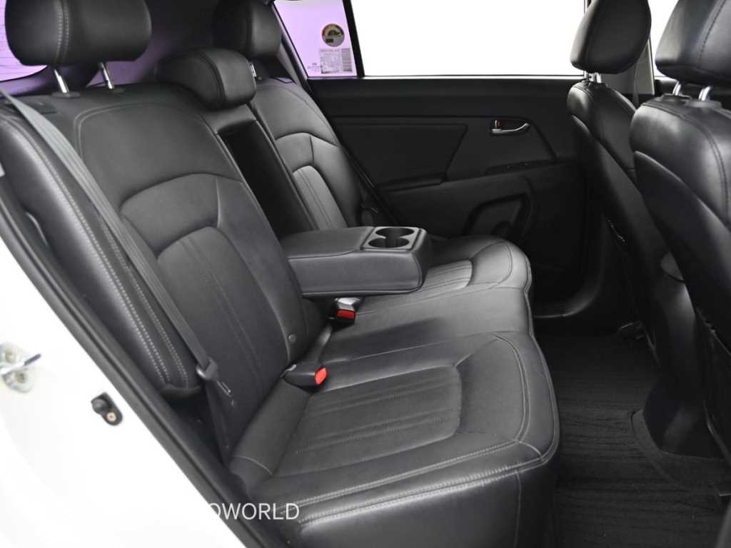 Kia Sportage — photo 12