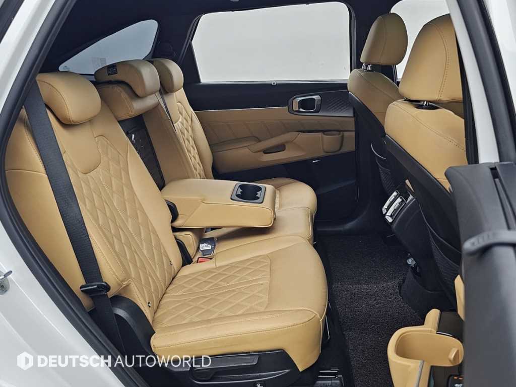 Kia Sorento — photo 12