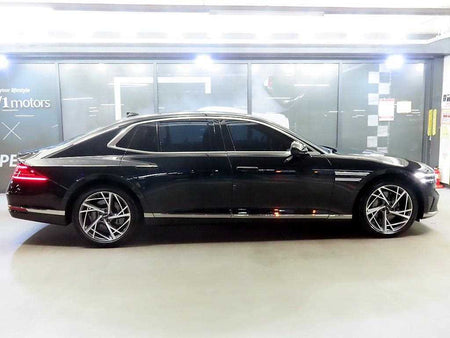 Genesis G90 — photo 03