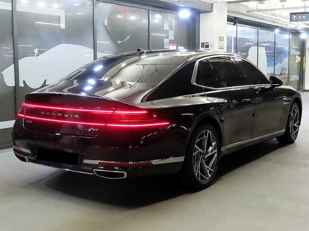 Genesis G90 — photo 04