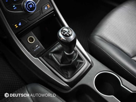 Hyundai Avante — photo 09
