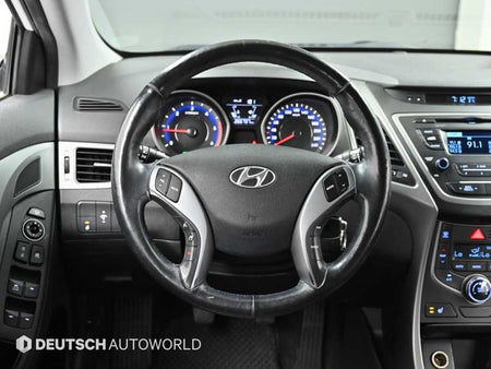 Hyundai Avante — photo 13
