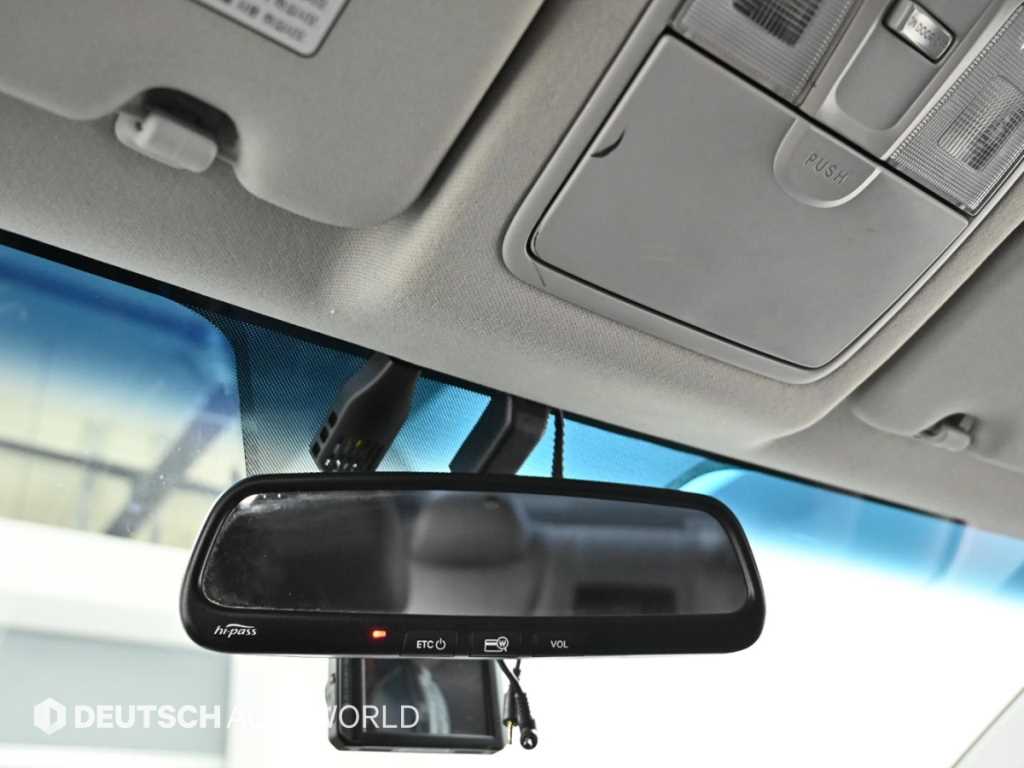 Hyundai Avante — photo 18