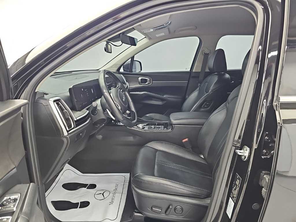 Kia Sorento — photo 11