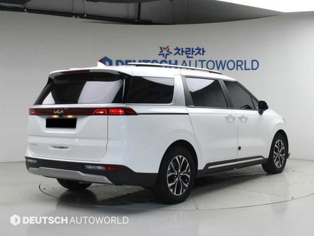 Kia Carnival — photo 02