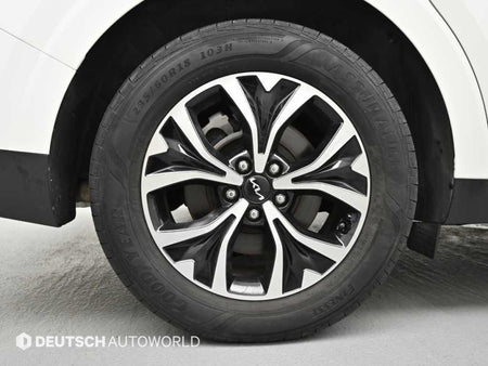 Kia Carnival — photo 05