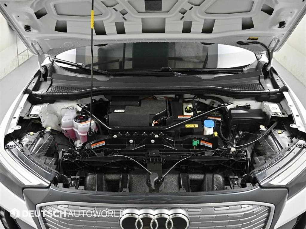 Audi Q4 e-tron — photo 06
