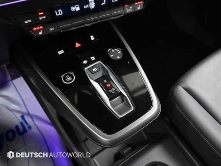 Audi Q4 e-tron — photo 09