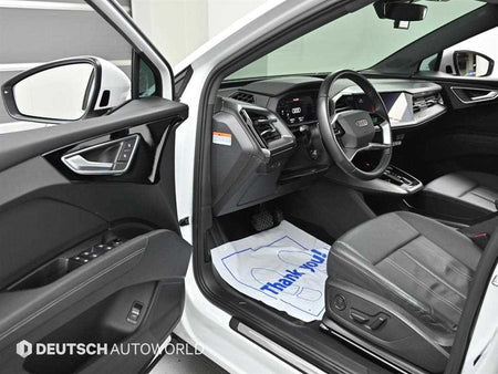 Audi Q4 e-tron — photo 11