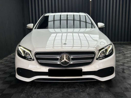 Mercedes-Benz E-Class — photo 01
