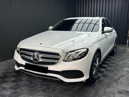 Mercedes-Benz E-Class — photo 02