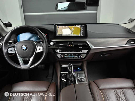 BMW 5-Series — photo 07