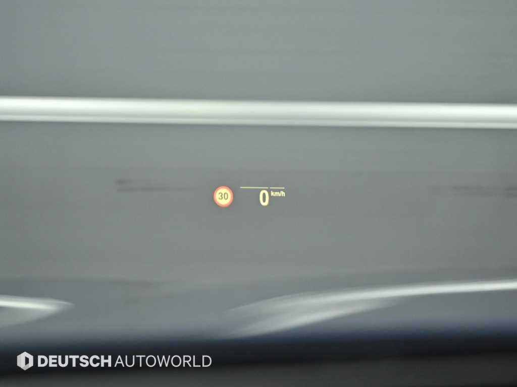 BMW 5-Series — photo 17