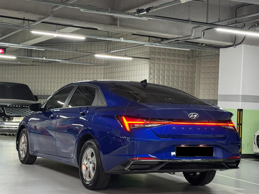 Hyundai Avante — photo 04