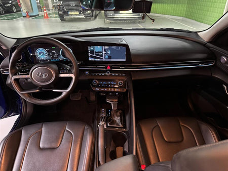 Hyundai Avante — photo 08