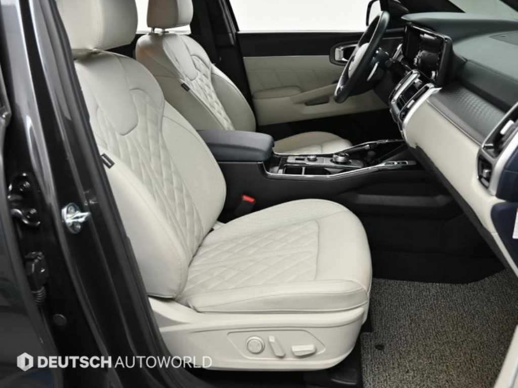 Kia Sorento — photo 10
