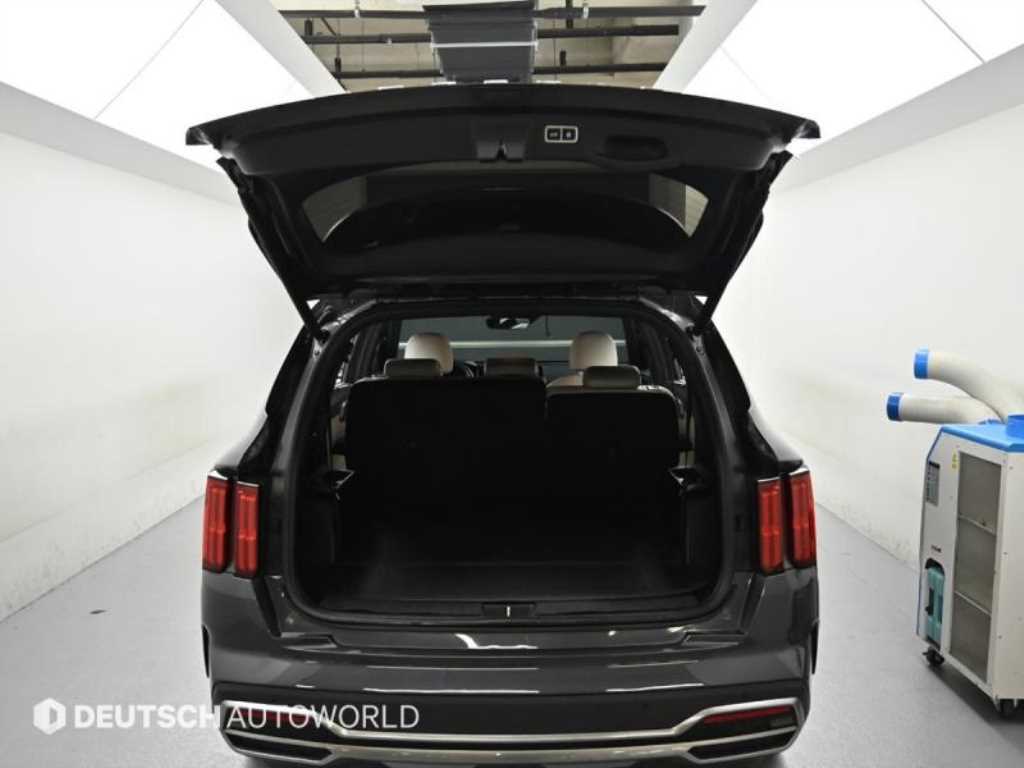 Kia Sorento — photo 19