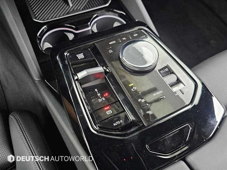 BMW 5-Series — photo 09