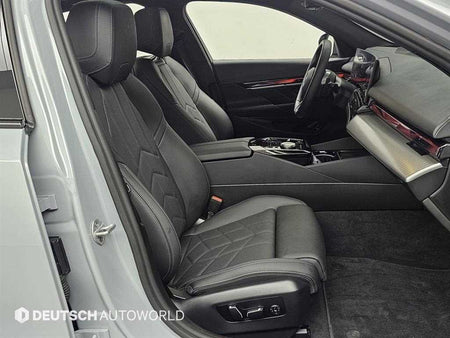 BMW 5-Series — photo 10