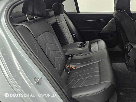 BMW 5-Series — photo 12