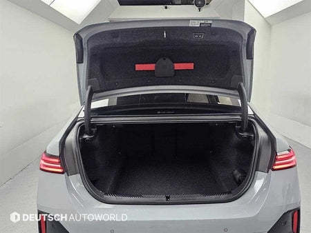 BMW 5-Series — photo 19