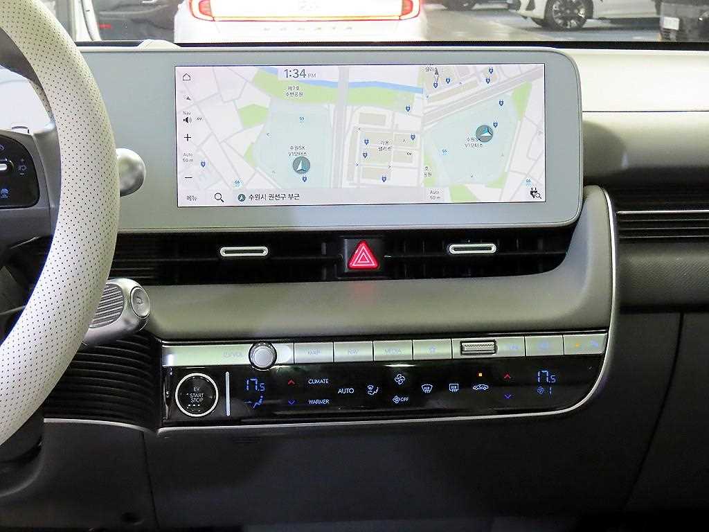 Hyundai Ioniq5 — photo 11