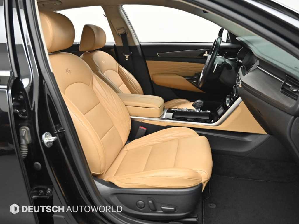 Kia K7 — photo 10