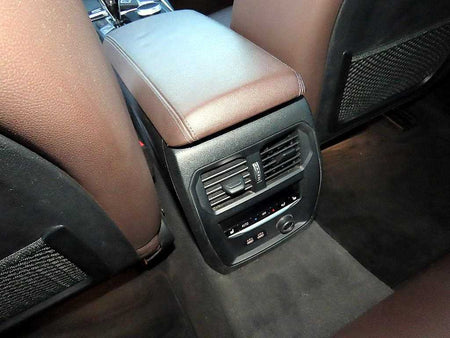 BMW 3-Series — photo 17