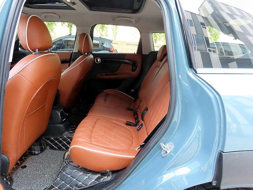 Mini Countryman — photo 06