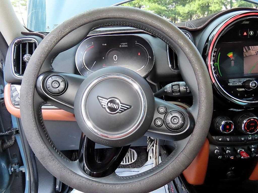 Mini Countryman — photo 08