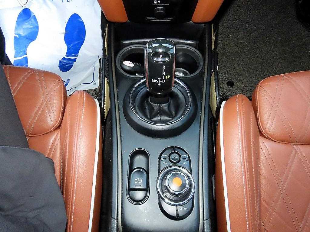 Mini Countryman — photo 11