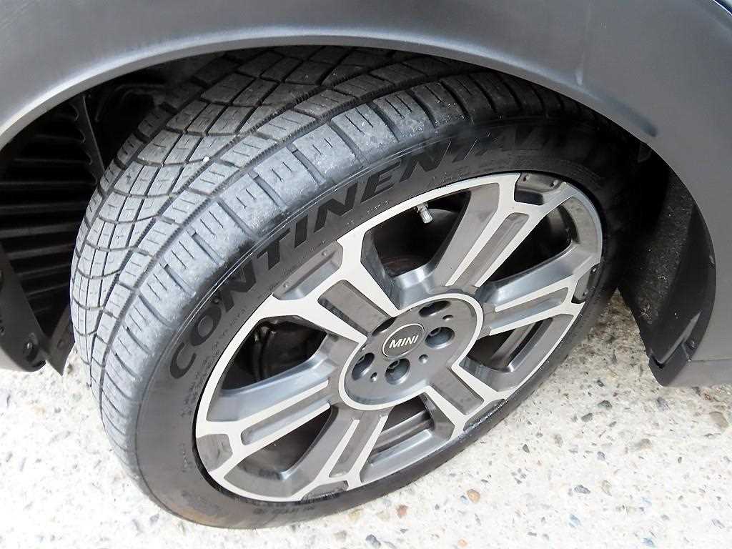 Mini Countryman — photo 20