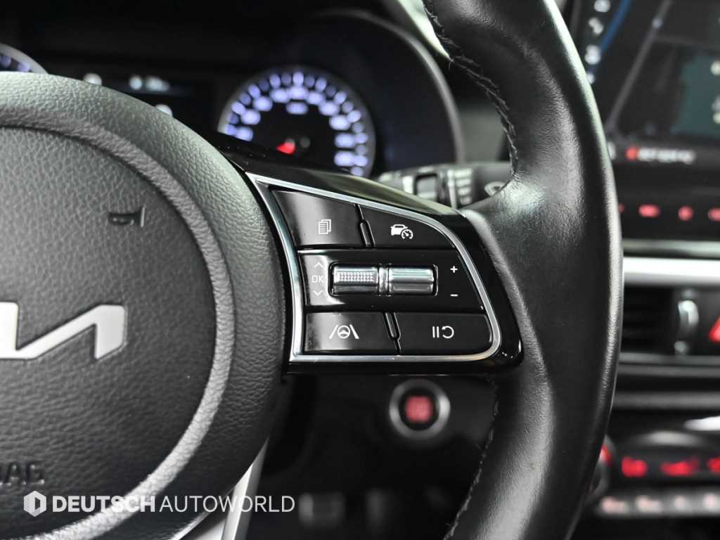 Kia K3 — photo 16