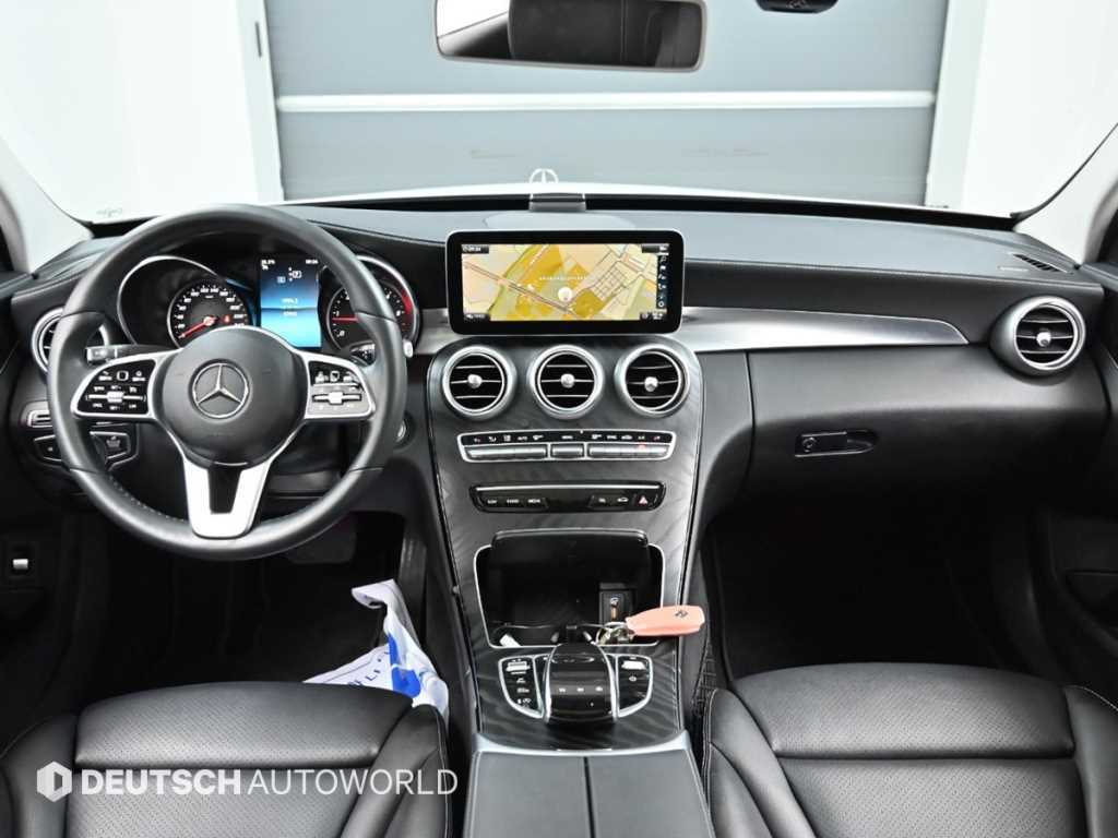 Mercedes-Benz C-Class — photo 07
