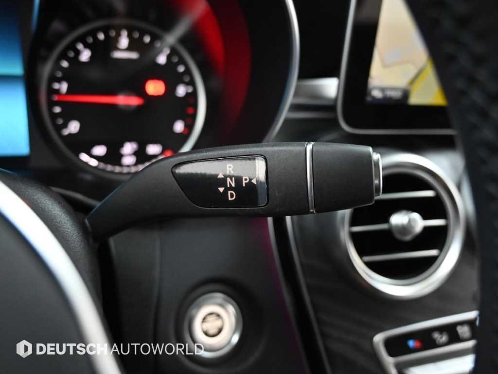 Mercedes-Benz C-Class — photo 09