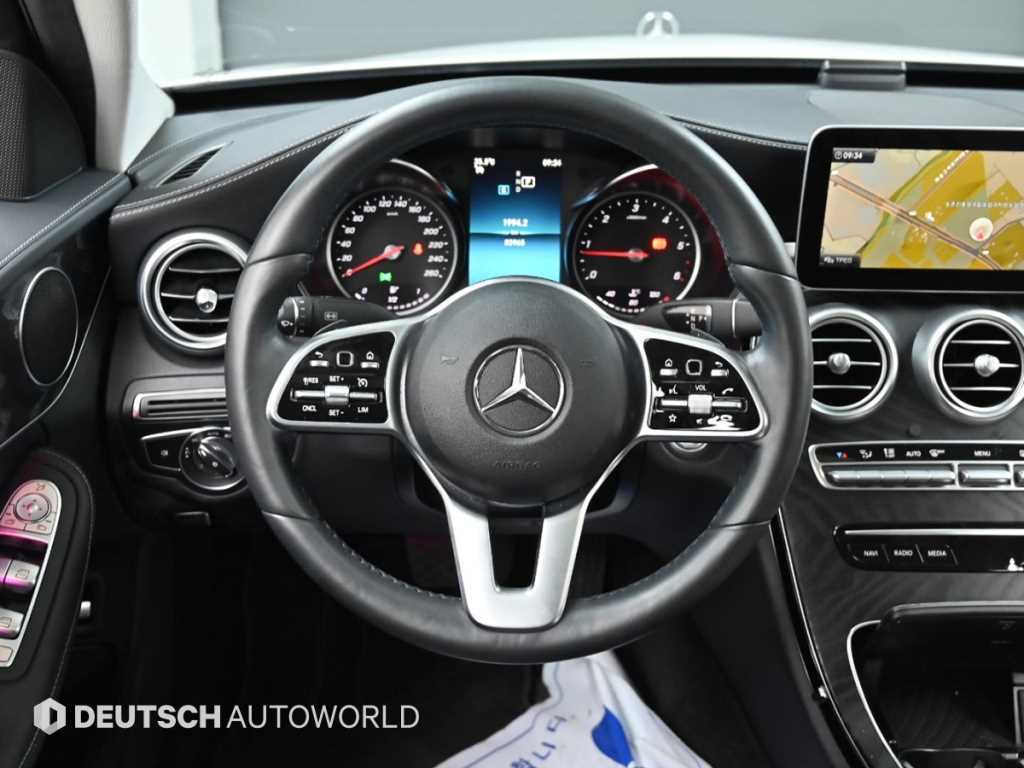 Mercedes-Benz C-Class — photo 13